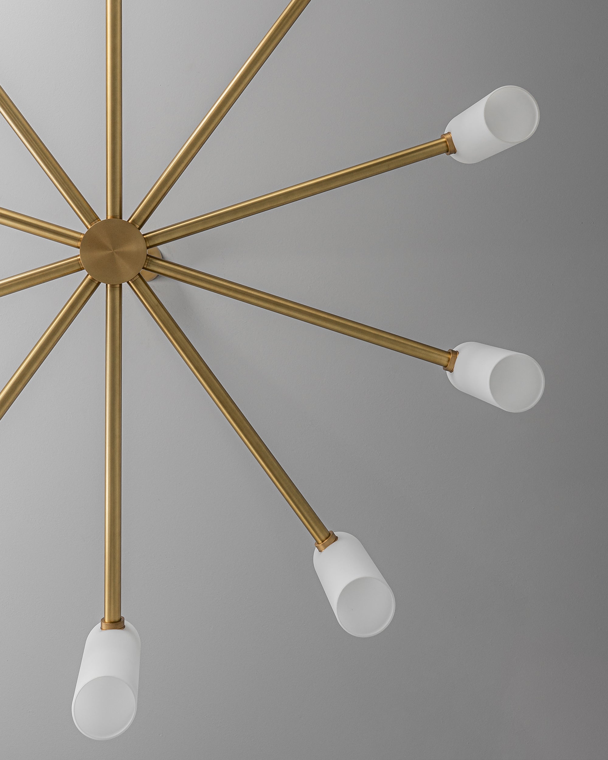 Schwung Odyssey Round Chandelier | Large